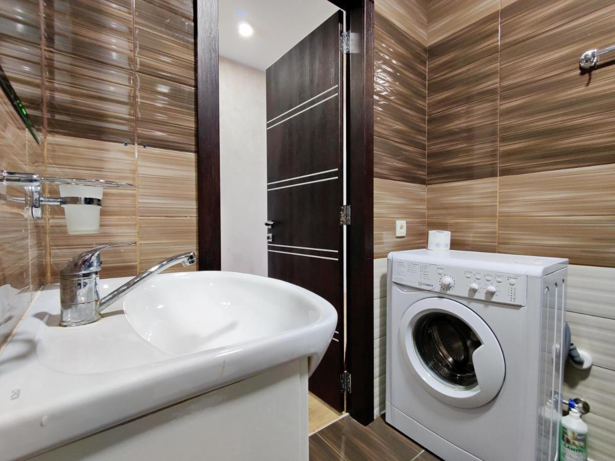 Vip Apartments Sovinion Odessa Extérieur photo