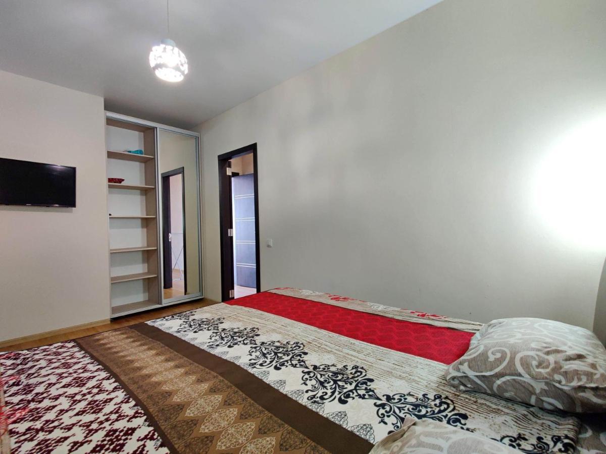 Vip Apartments Sovinion Odessa Extérieur photo
