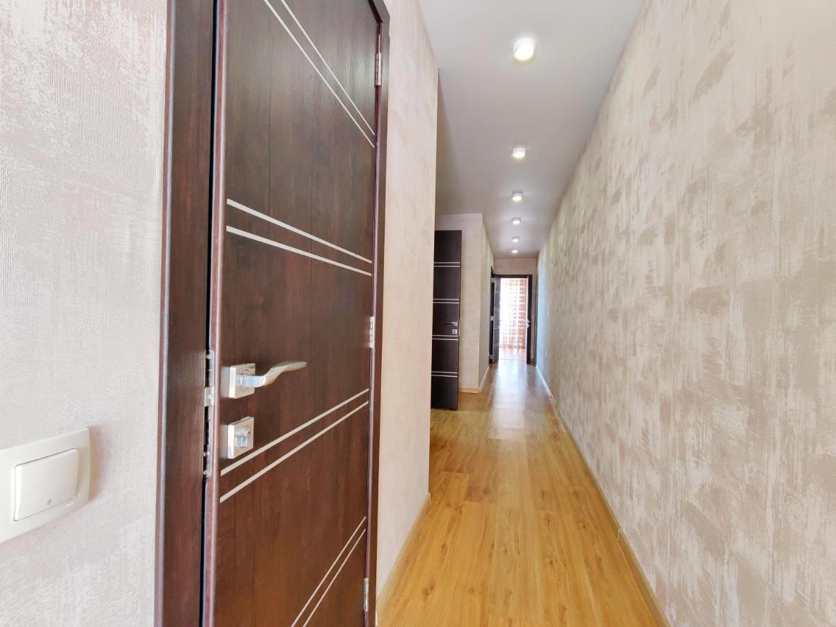Vip Apartments Sovinion Odessa Extérieur photo