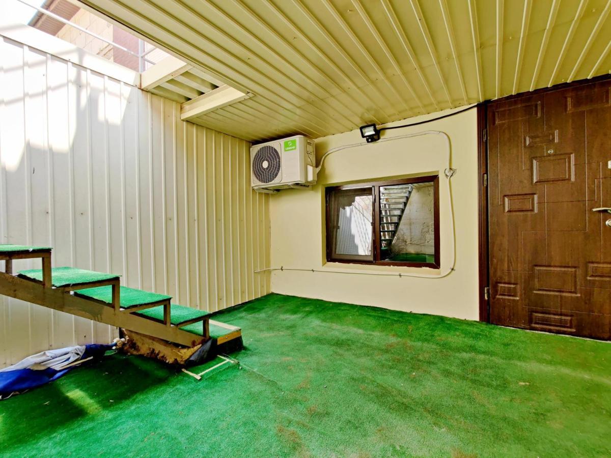 Vip Apartments Sovinion Odessa Extérieur photo