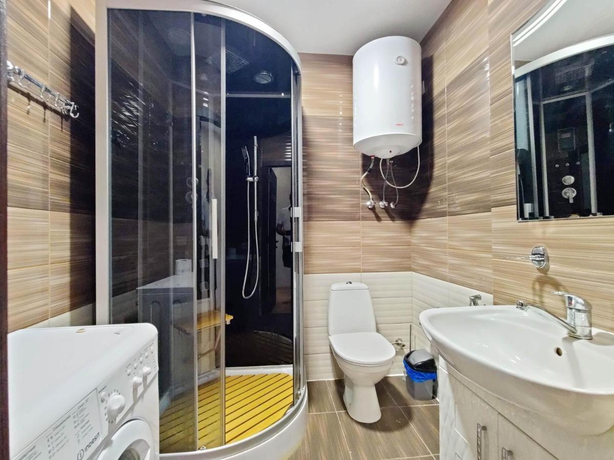 Vip Apartments Sovinion Odessa Extérieur photo